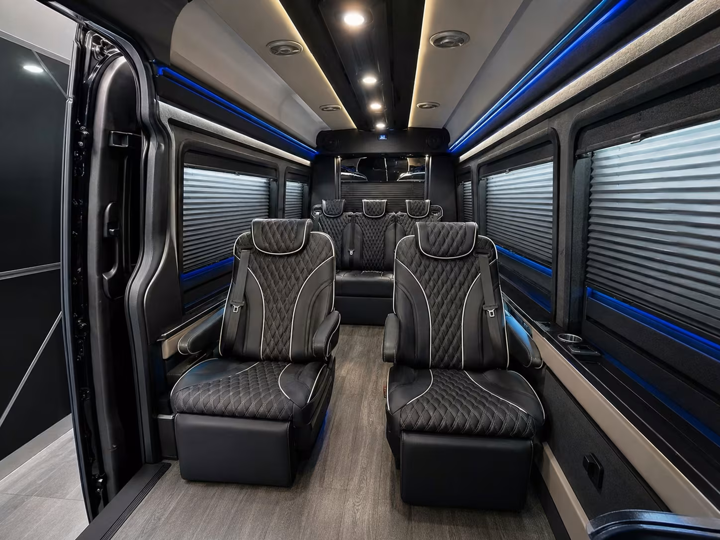 airport transportation in commerce city for group events