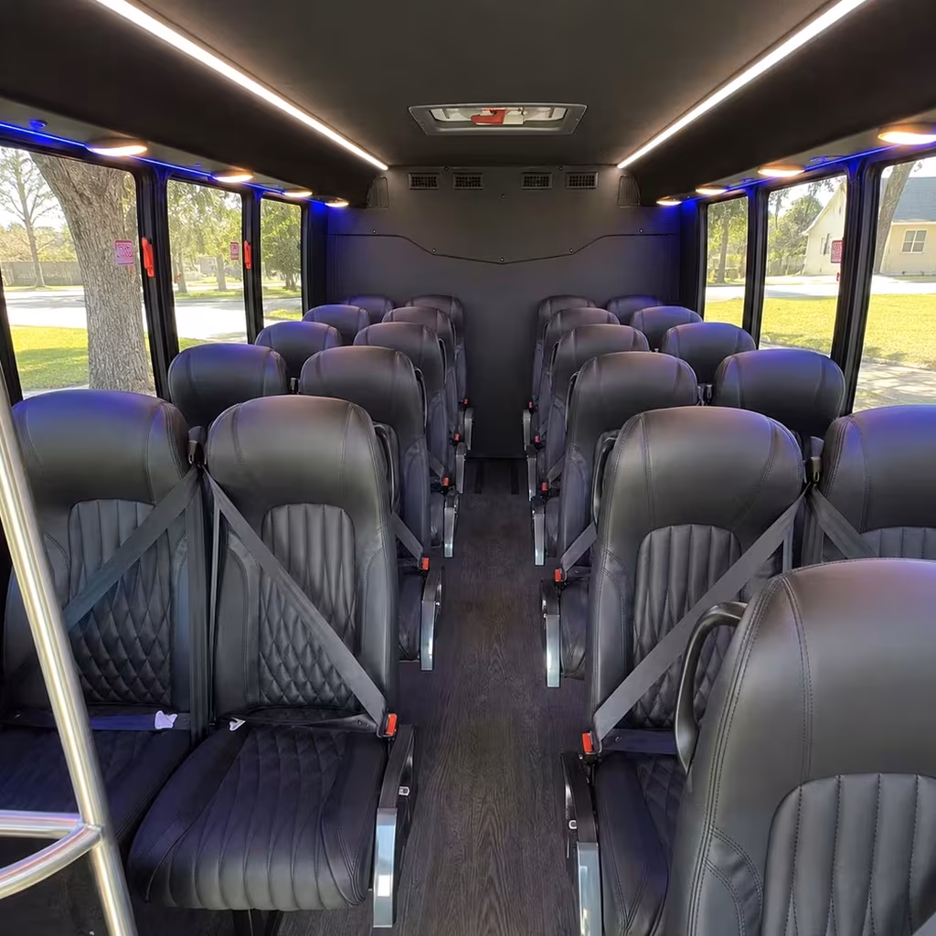 commerce city 30 passenger minibus rental