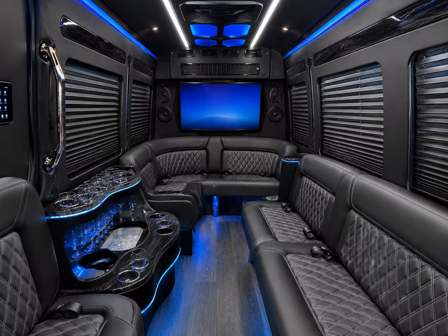 commerce city bus rentals for construction and industrial worksites