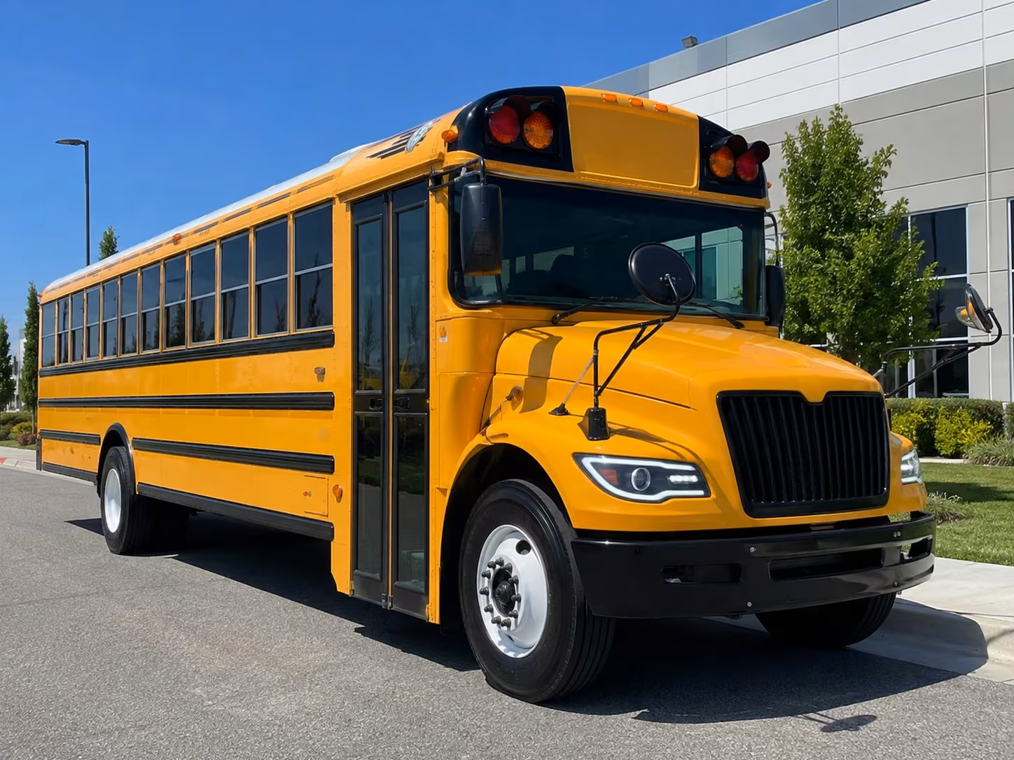 commerce city school bus rental